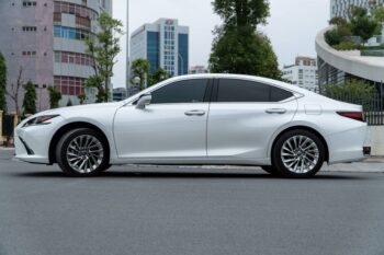 lexus-es-250-2020-hnc-2-350x233-1.jpg